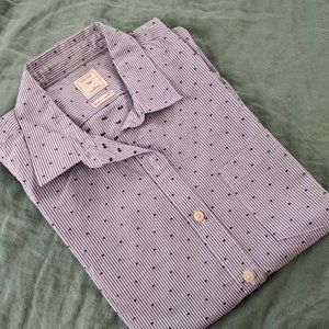 Adorable Gap Poka Dot Button Down